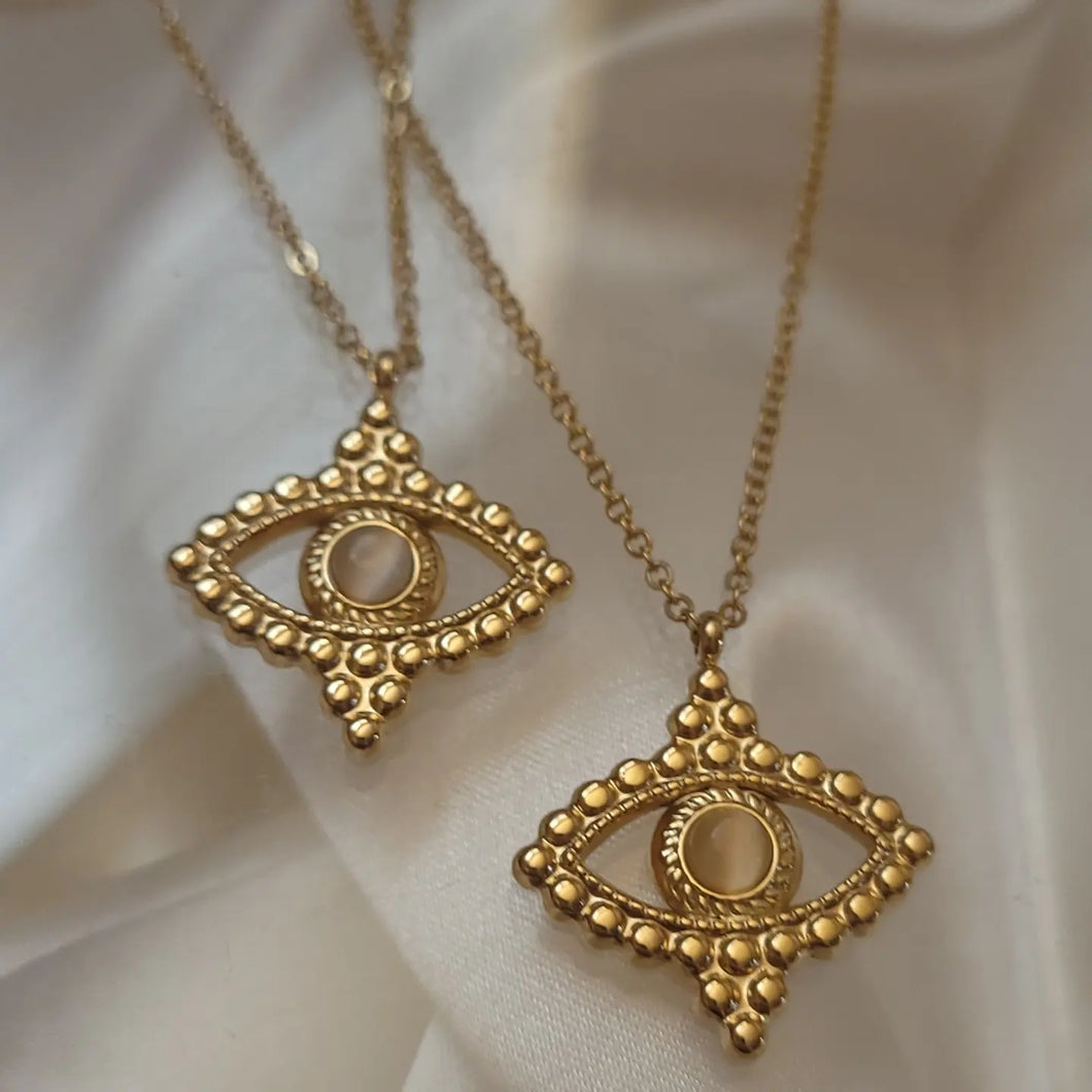 Evil eye pendant | Necklace