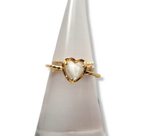 Load image into Gallery viewer, Belle Heart ring
