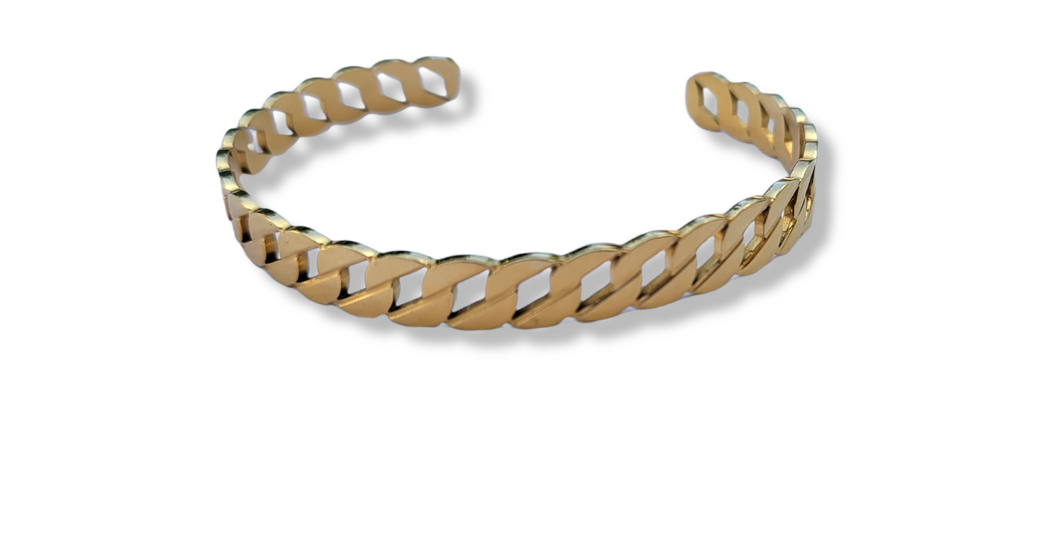 Flat curb bracelet